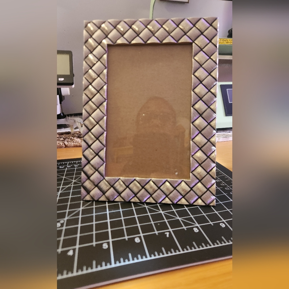 Green Tree Gallery Silver Tone Picture Frame Basket Weave Texture 6.25” x 4.5”
